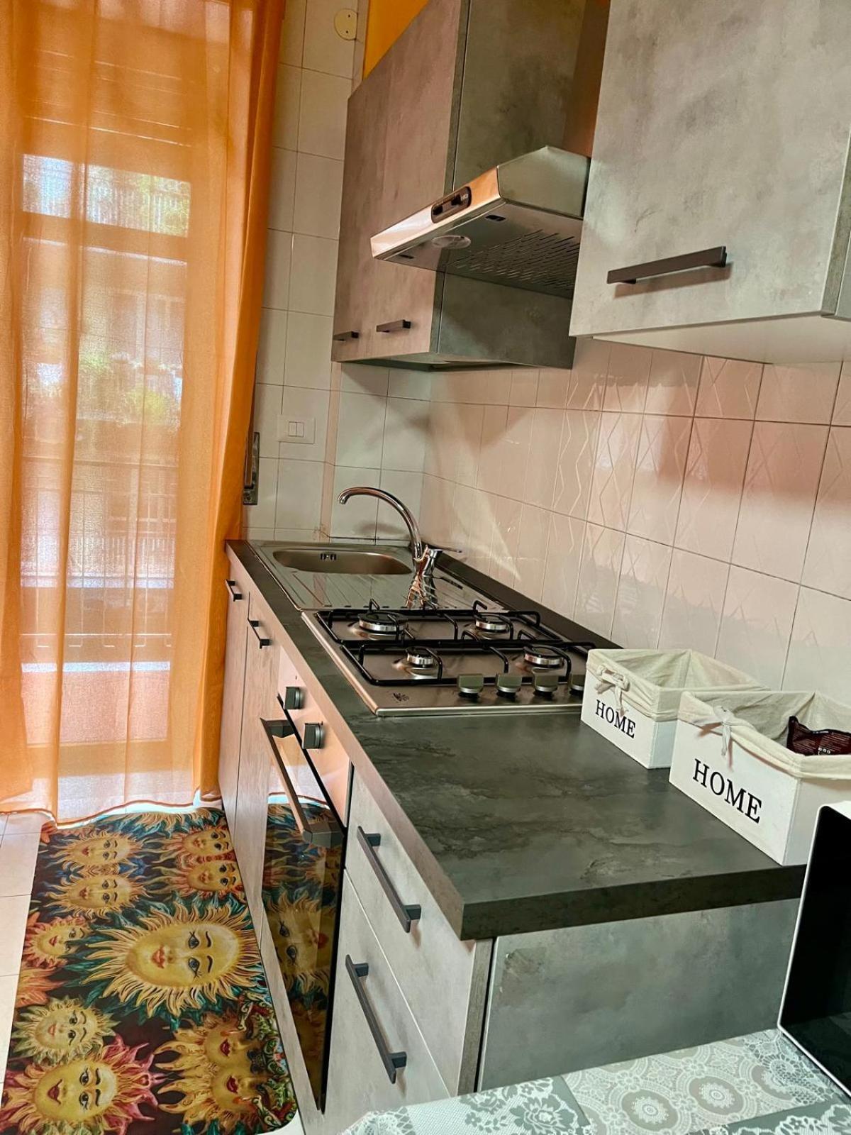 סלרנו Domus Aurea Relax Room מראה חיצוני תמונה